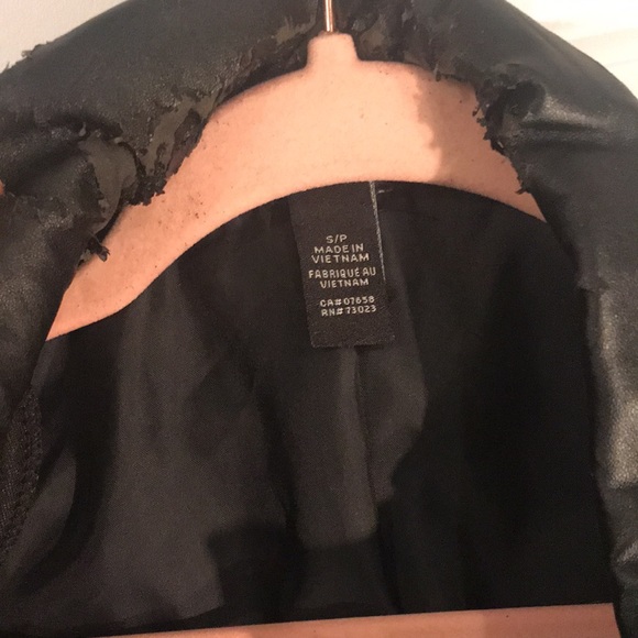 Black suit jacket - Picture 3 of 3